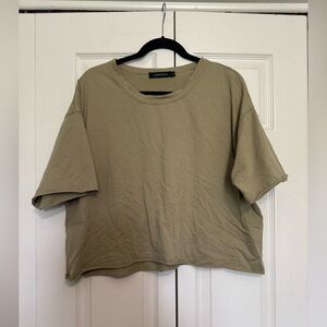 Amazon/Carpetcom Beige Crop Top Size XL